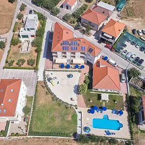 Porto Samaria Apartment Seget Donji